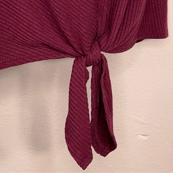 Medium Apt 9 Burgundy Red Short Sleeve Top Knot Accent Ribbed Stretch Casual - Picture 4 of 13